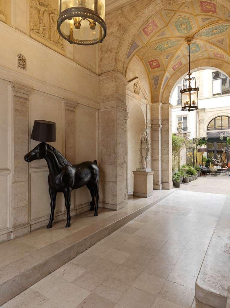 Hotel De Pourtales Paris Exterior photo